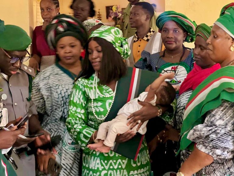 COWA OYO/OSUN GIVES TO NEEDY AND VULNERABLE